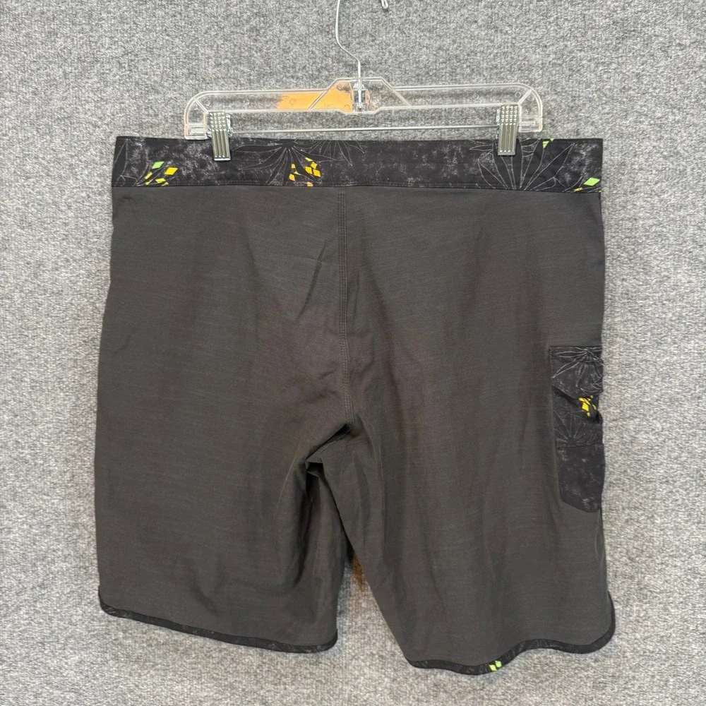 Billabong Board Shorts Mens 38 Black Floral Recycler 73 Pro Swim Trunks Surfwear